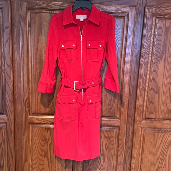Michael Kors Dresses & Skirts - Michael Kors belted, zip up dress. Can be worn long or short sleeved. EUC XSmall
